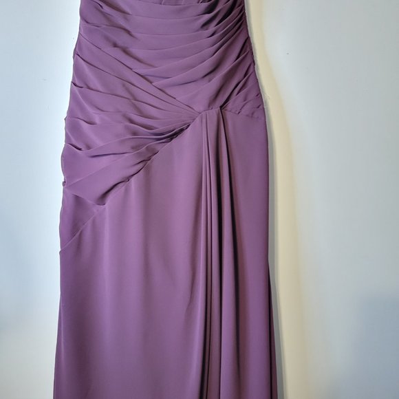VitShoulder Full Length Purple Gown Says size 6 fits more like a 4 ! - Picture 7 of 15